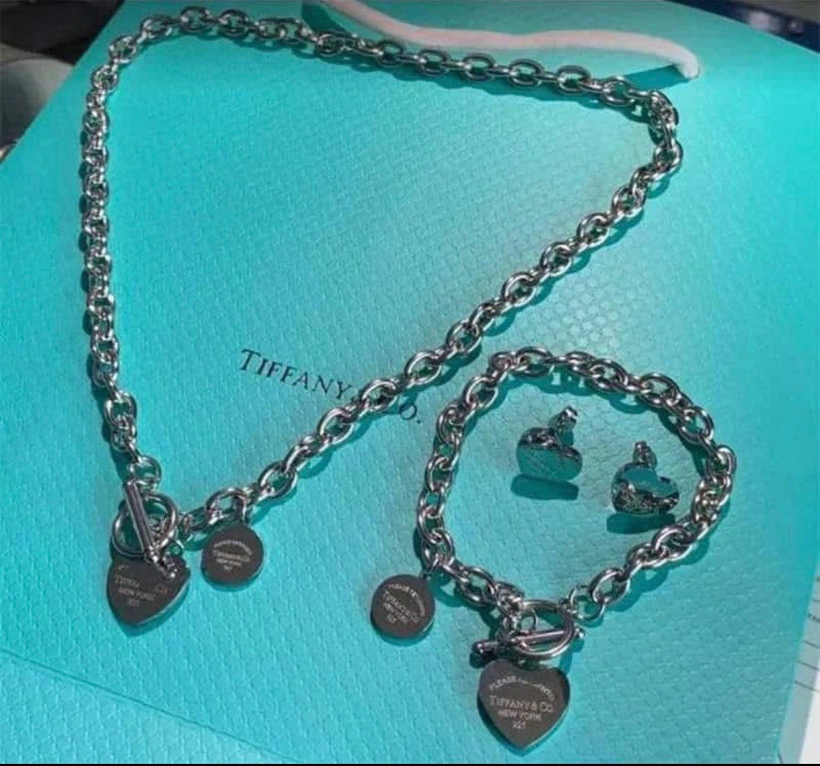 Tiffany’s Jewelry Set